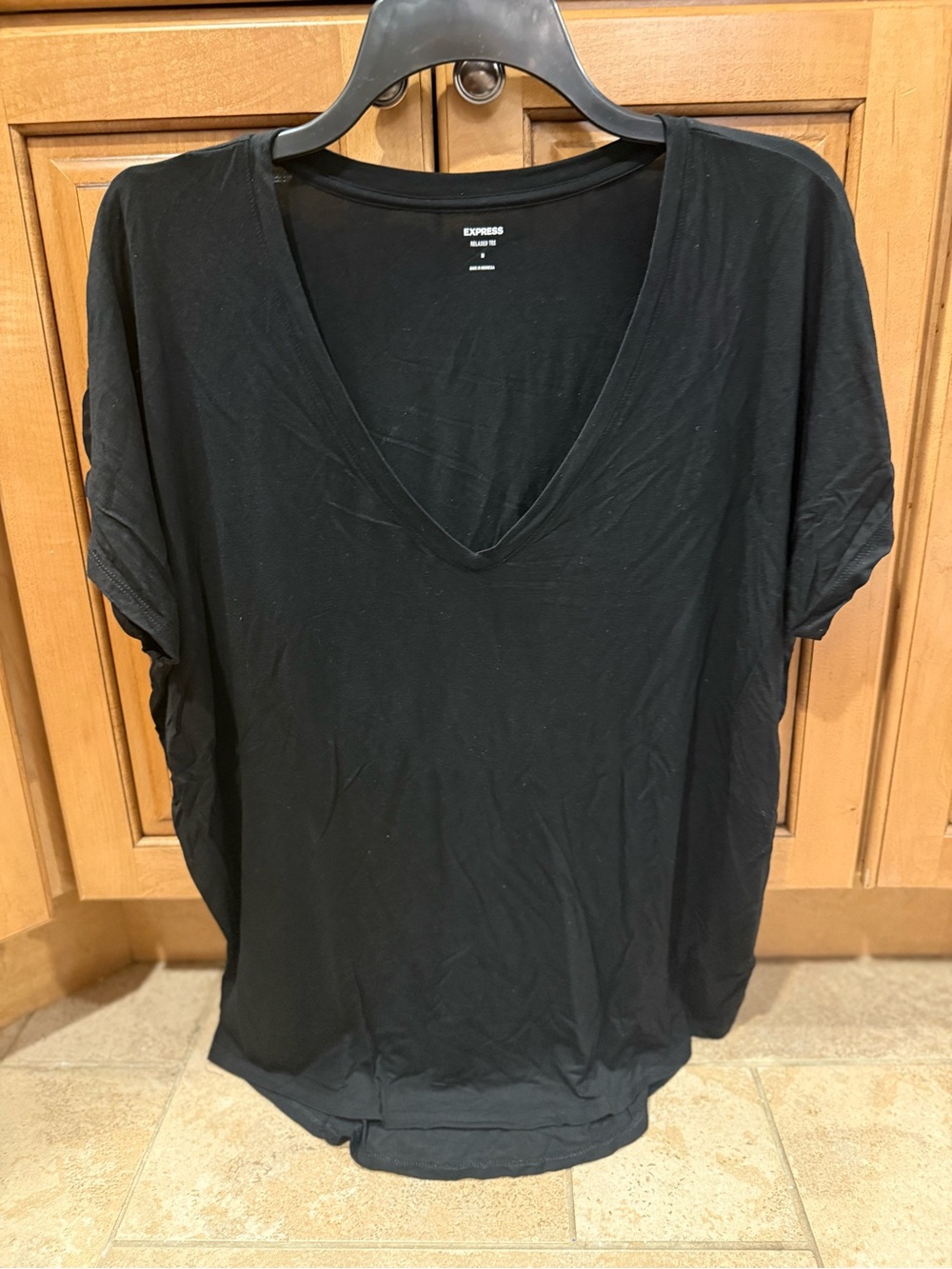 Express Black V-Neck Short Sleeve Tee